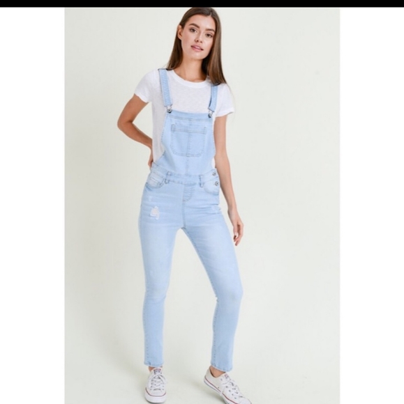 ๐ NWT Jegging Overalls - Picture 2 of 7